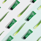 Benton Aloe Propolis Soothing Gel application demonstration on face