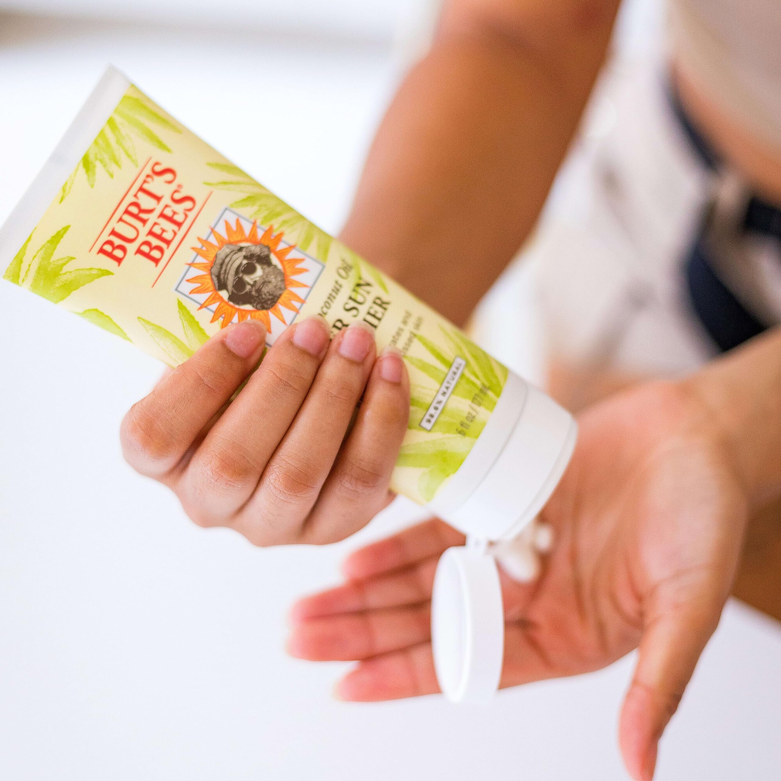 Texture of Burt's Bees hydrating after sun lotion