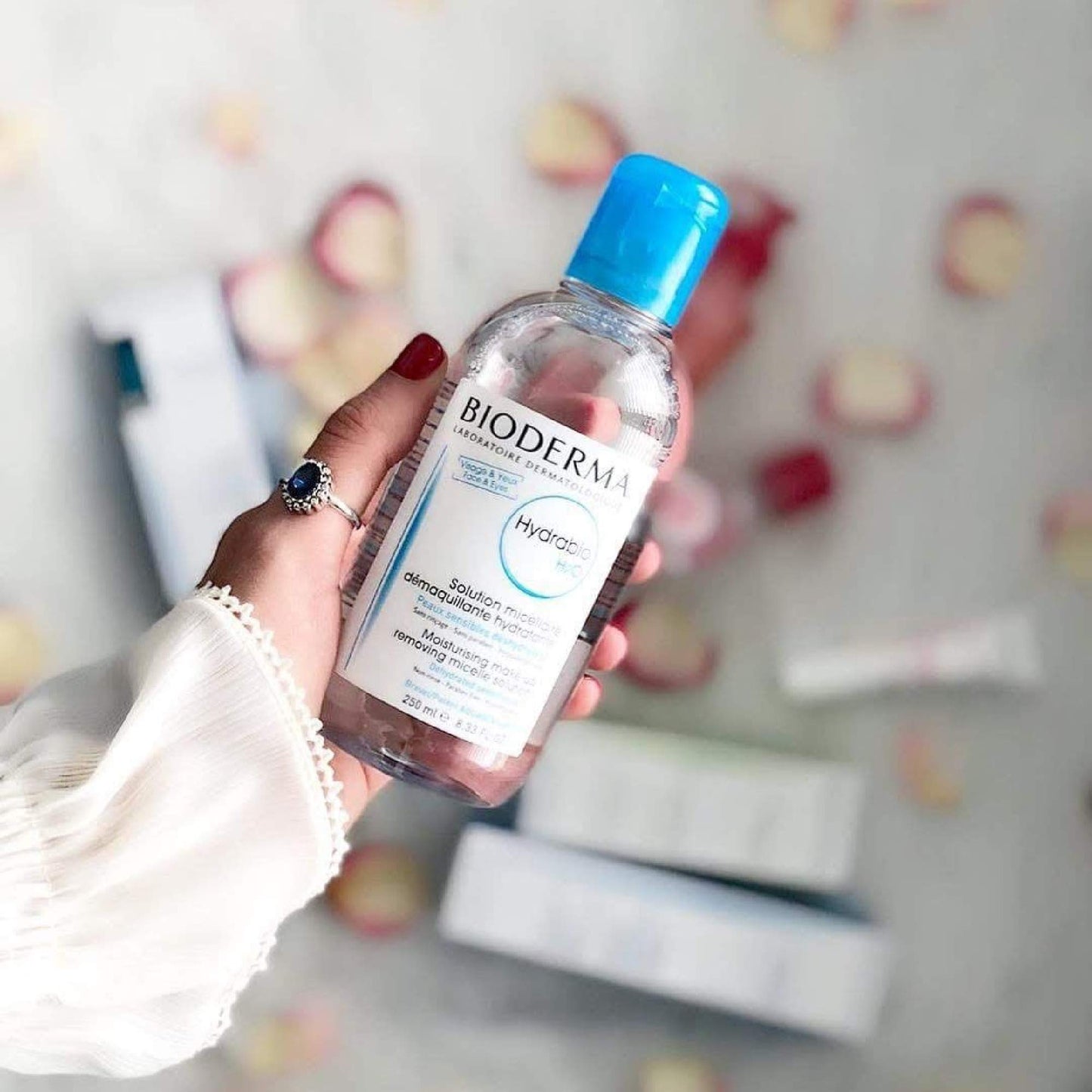 Bioderma Hydrabio DUO H2O twin pack display demonstrating premium personal care product presentation.