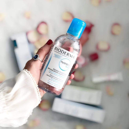 Bioderma Hydrabio DUO H2O twin pack display demonstrating premium personal care product presentation.