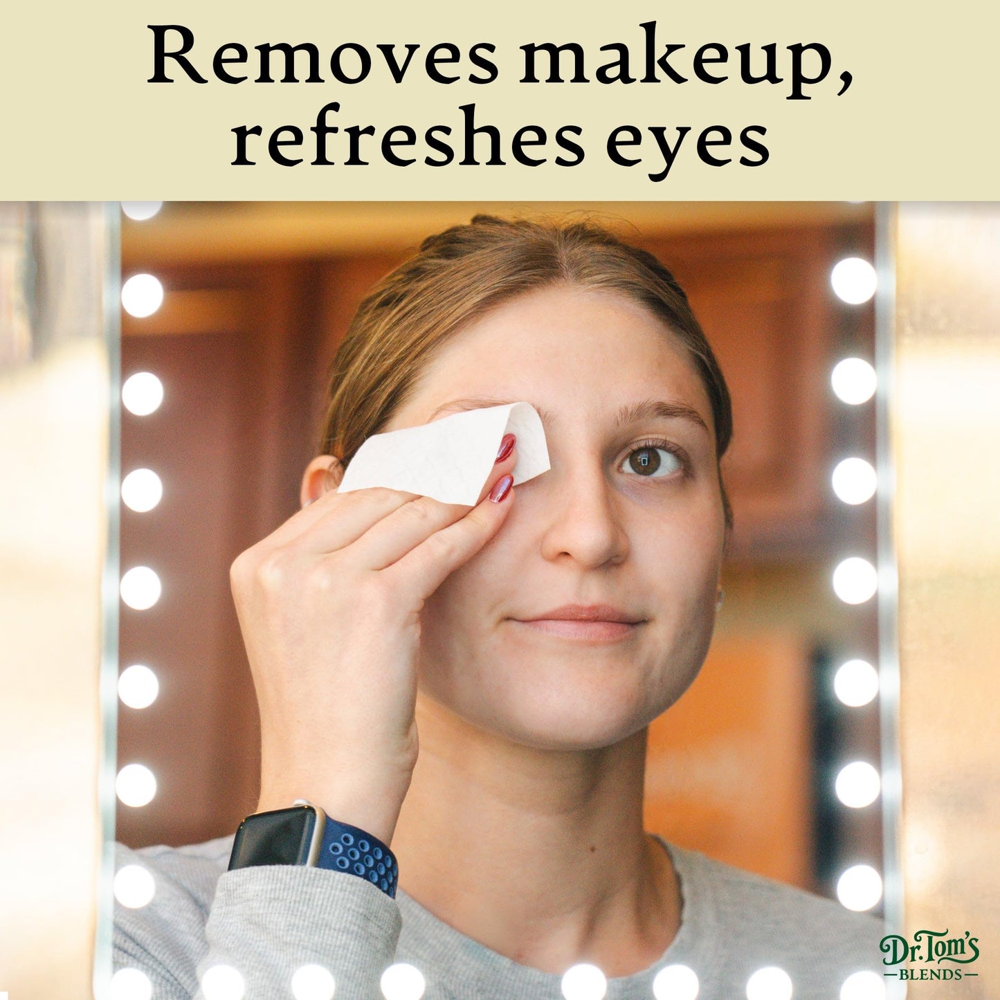 Individual sachet of Dr. Tom's Blends eyelid cleanser