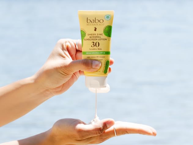 Application of Babo Botanicals mineral sunscreen on skin