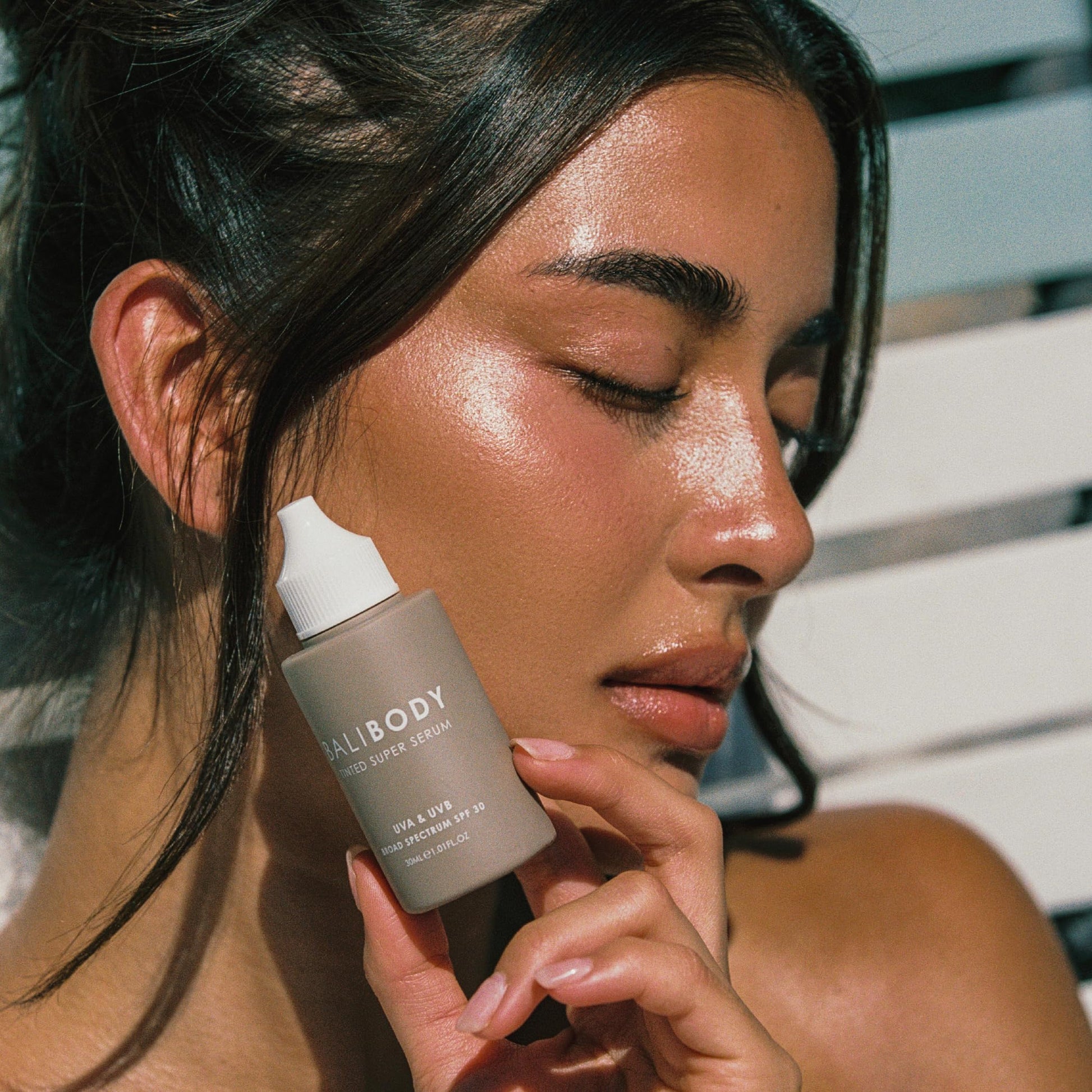 Bali Body Tinted Super Serum SPF30 ingredient highlights