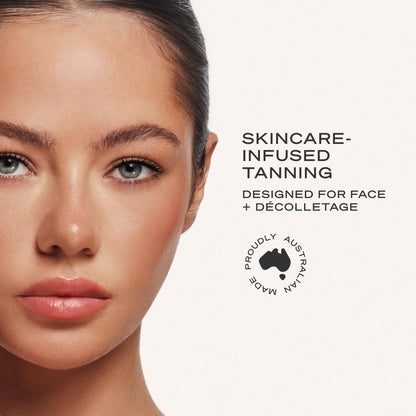 Application demonstration of Loving Tan face tanning serum