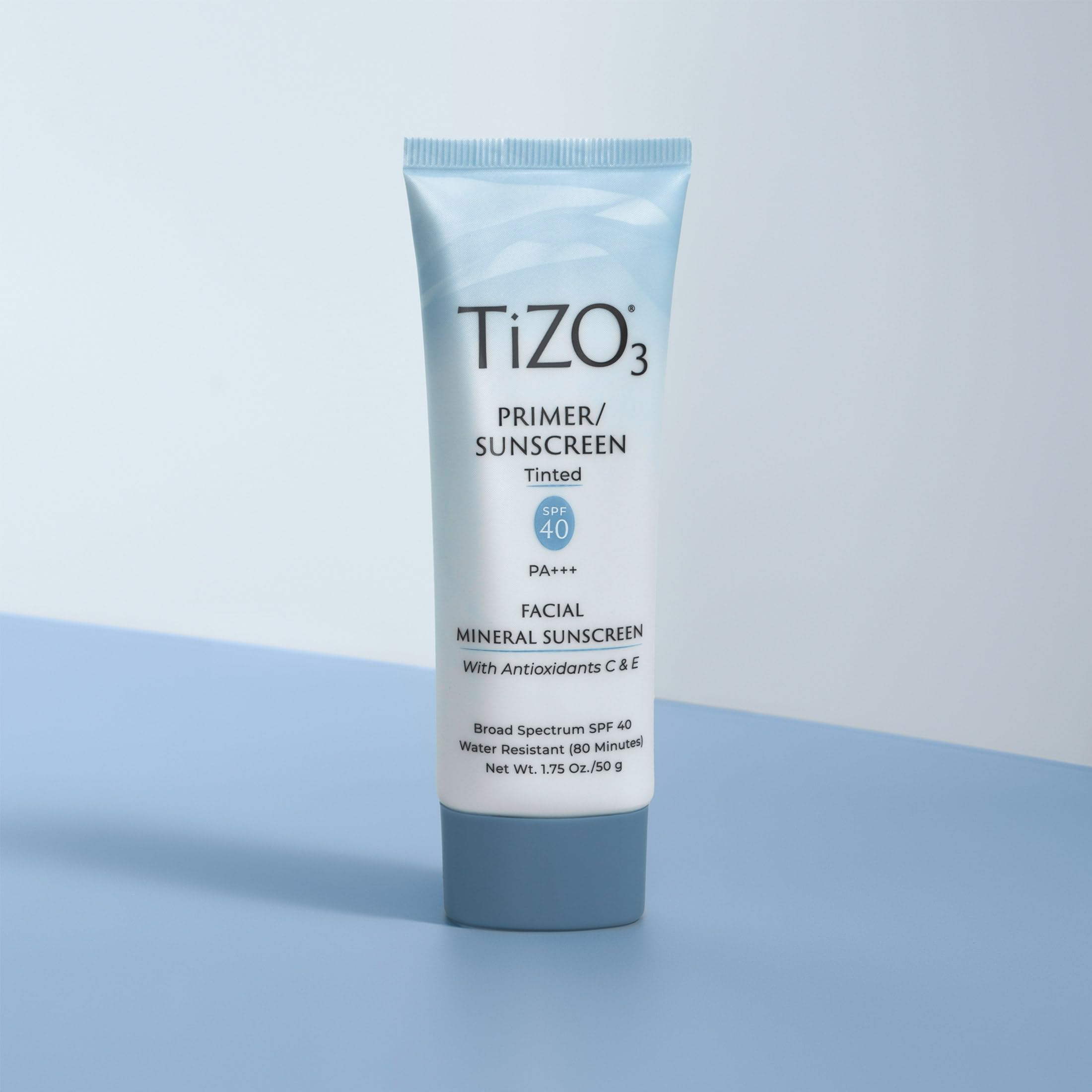 Tizo3 mineral sunscreen application on skin