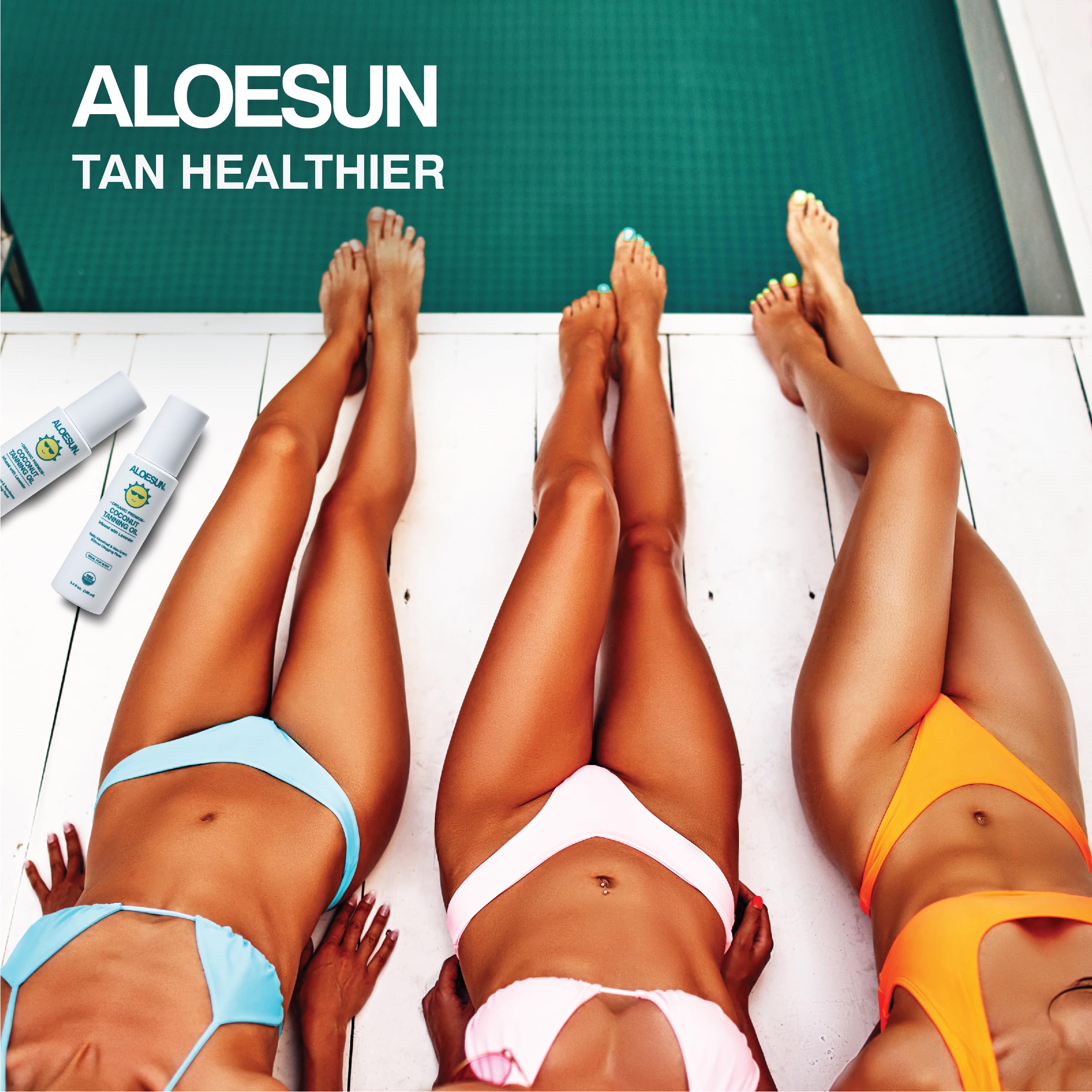 Aloesun organic tanning accelerator spray bottle in hand