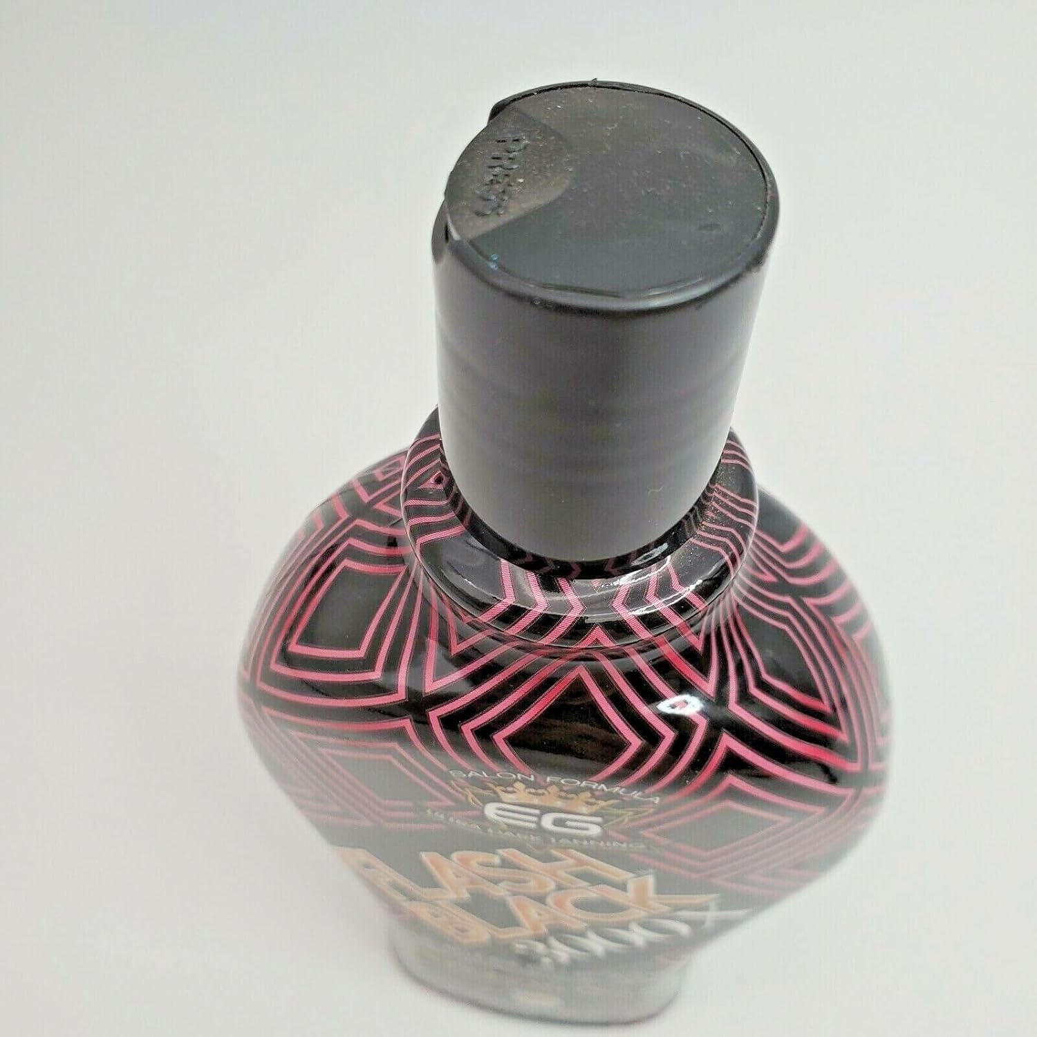 Back label of European Gold Flash Black 3000X showcasing full ingredients and skin safe rating