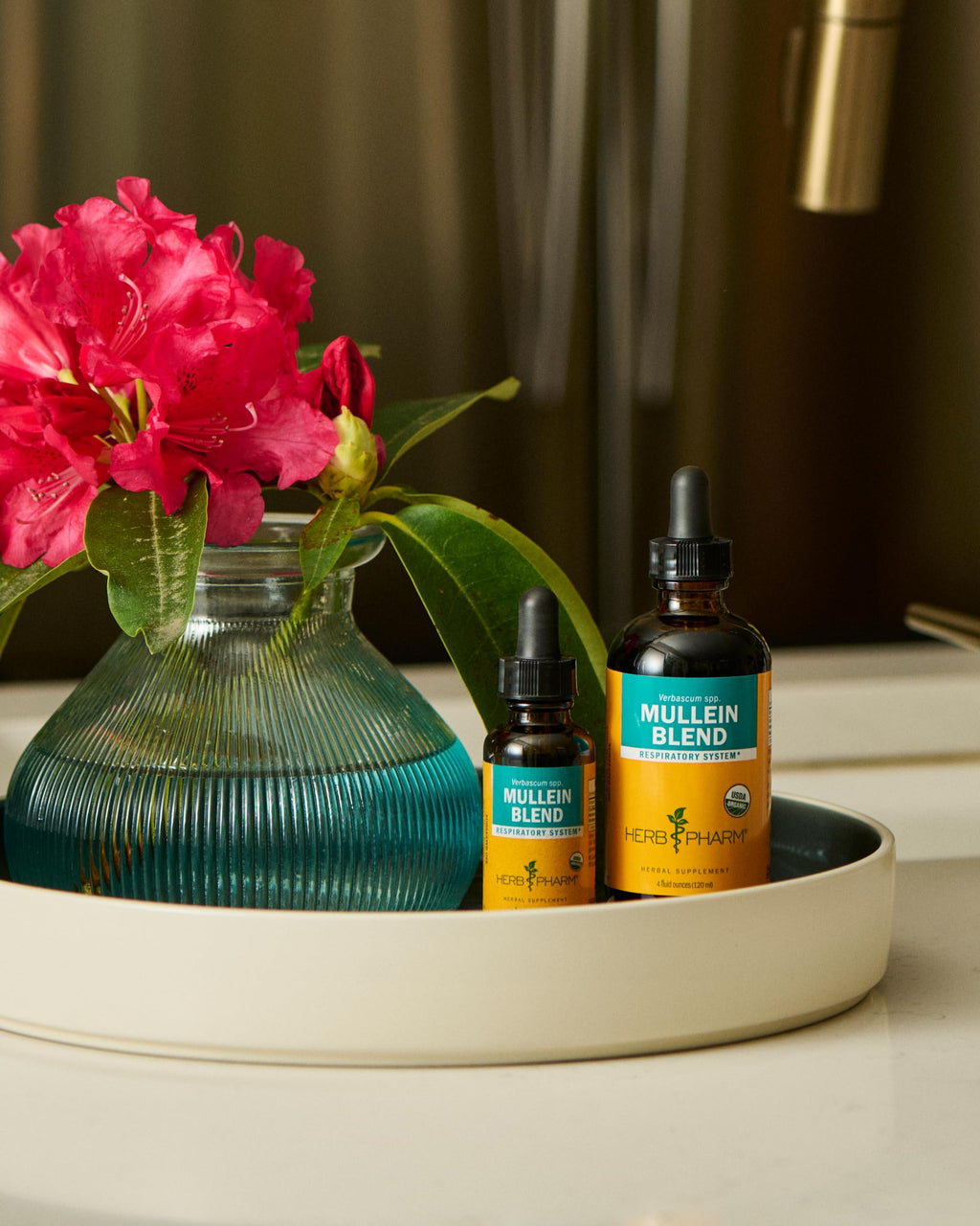 Close up of Herb Pharm Mullein Blend bottle ingredients list