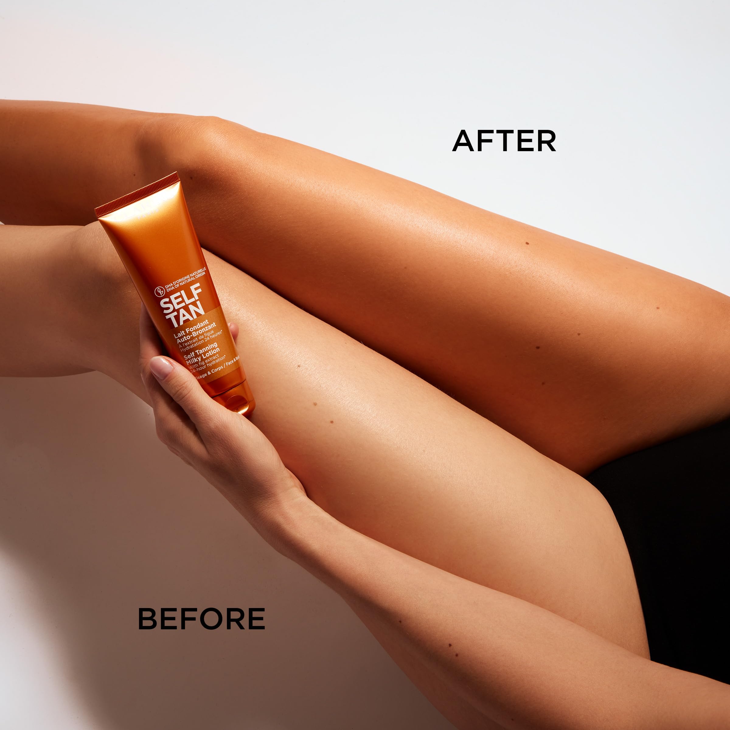 Texture swatch of Clarins Self Tanning Milky Lotion