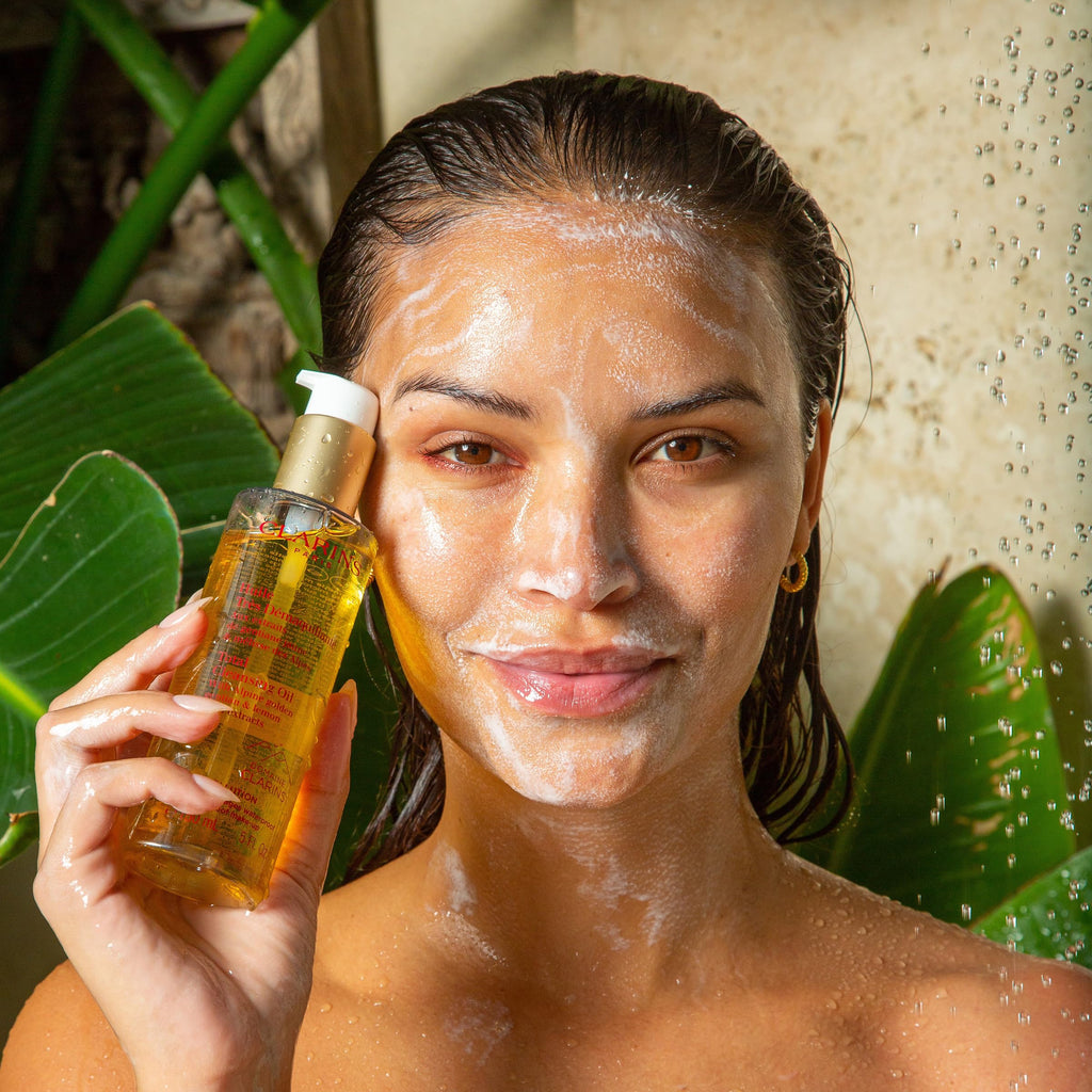 Clarins Total Cleansing Oil lifestyle skincare setting