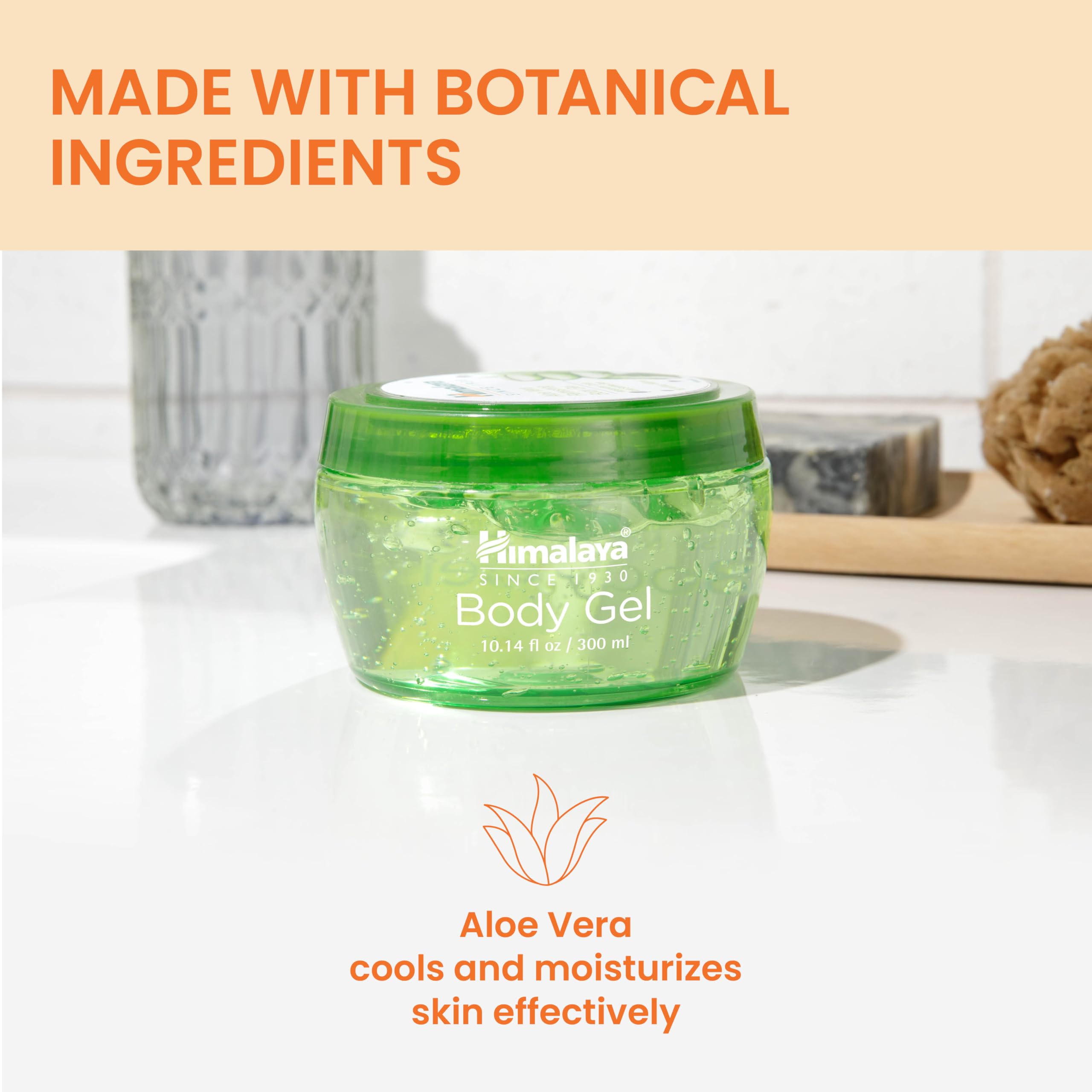 Close up of Himalaya Aloe Vera Refreshing Body Gel branding