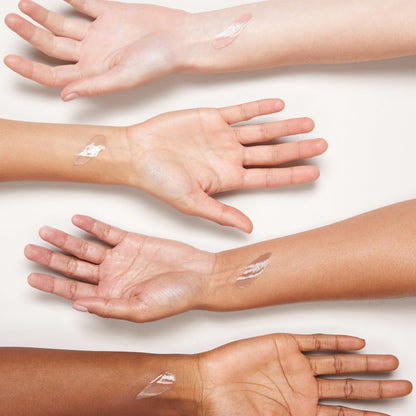 Close up of Neutrogena Purescreen Plus SPF 30 label