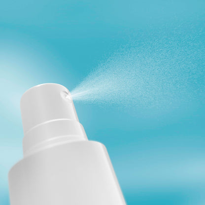 Longwear makeup setting facial mist bottle for a smooth glow