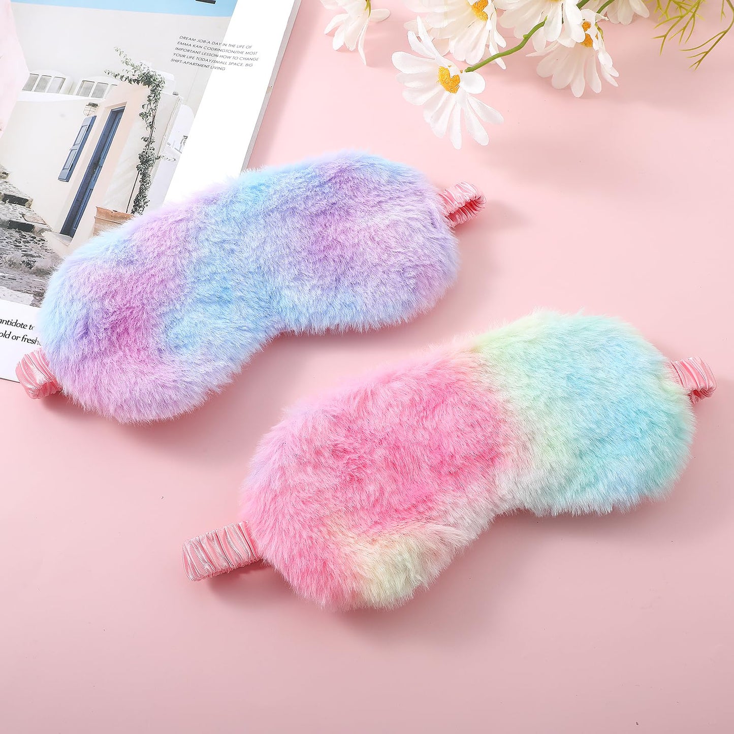 Soft fluffy eye cover for comfortable napping