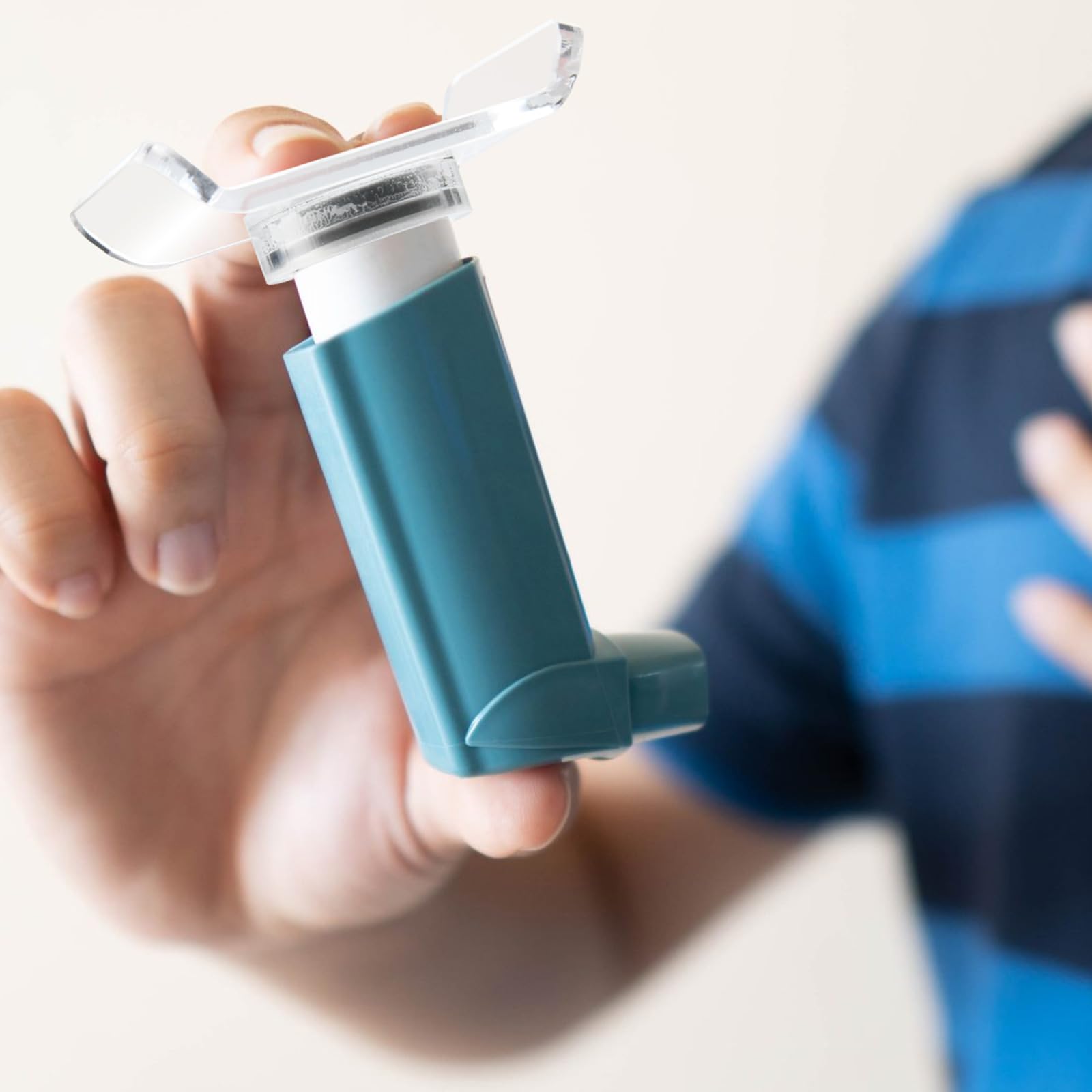 Waterproof and dirt resistant transparent acrylic inhaler topper by Beautyflier side angle view