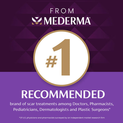 Mederma cold sore translucent hydrocolloid patch being applied with the hygienic no touch applicator.