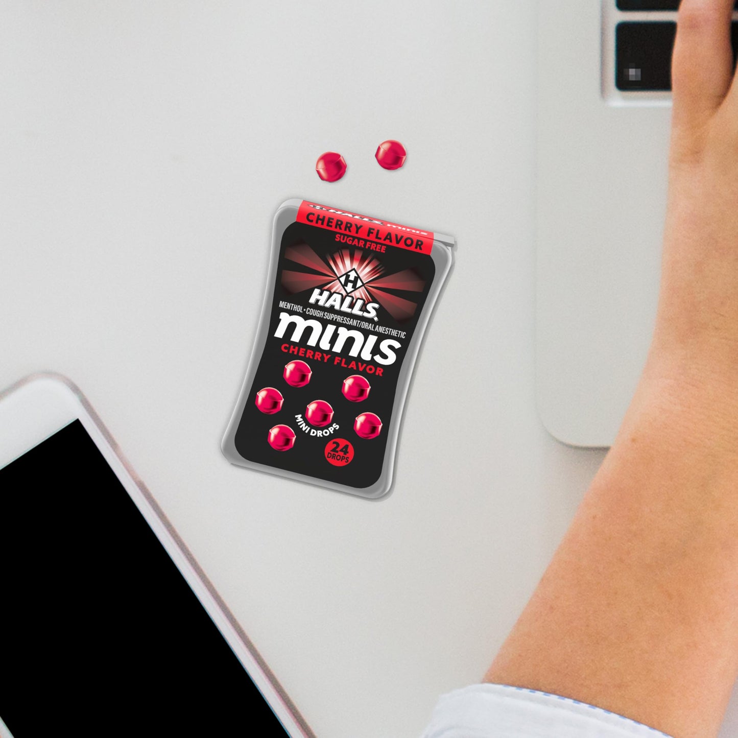 HALLS Minis cherry flavor 48 drops container displaying active menthol ingredient facts