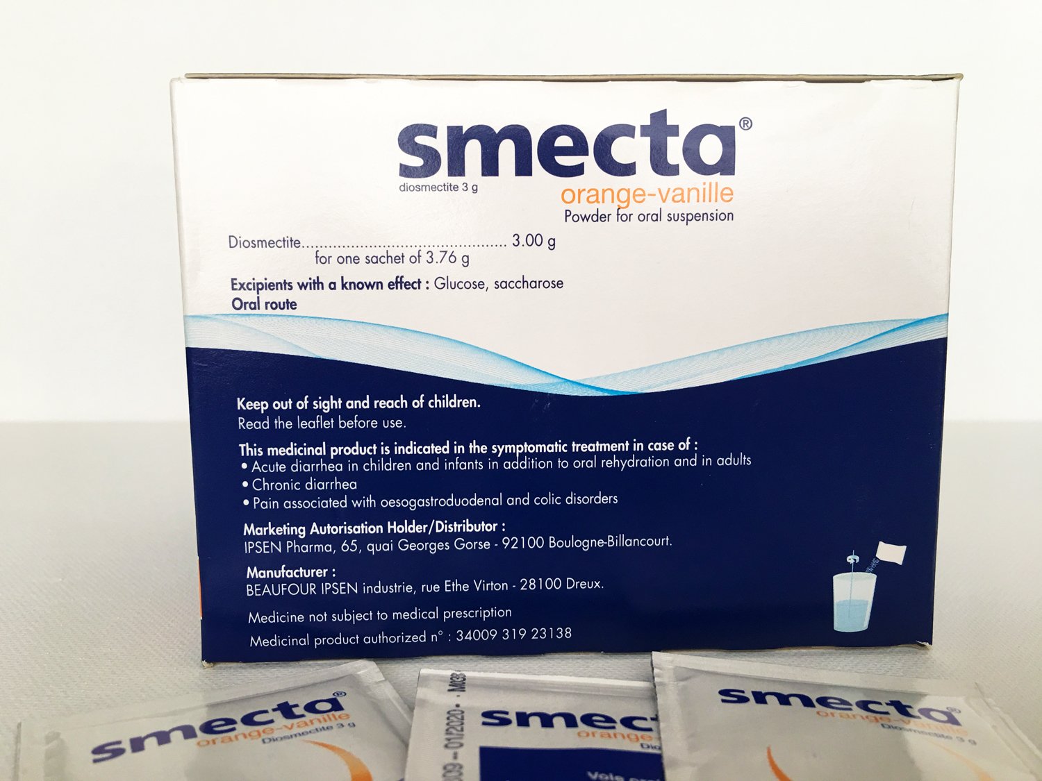 Box of 60 Smecta Ipsen sachets natural diarrhea treatment