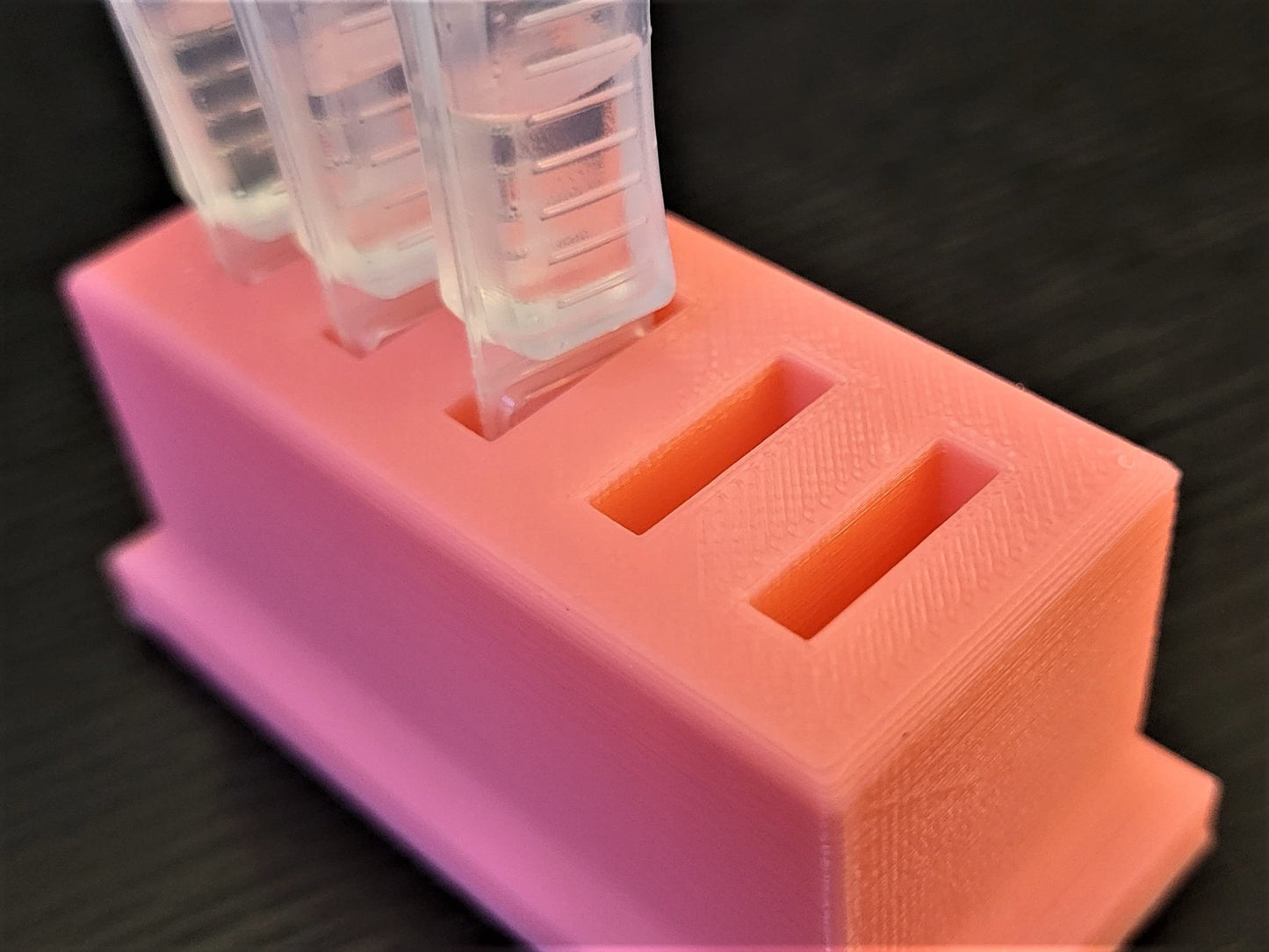Lightweight and sturdy pink desktop organizer stand by Znet3D for healthcare product management