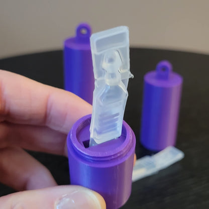 Znet3D eye drop protective case with secure screw on lid
