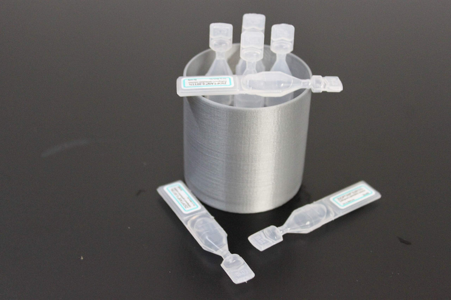 USA imported Znet3D eye care organizer loaded with disposable vials