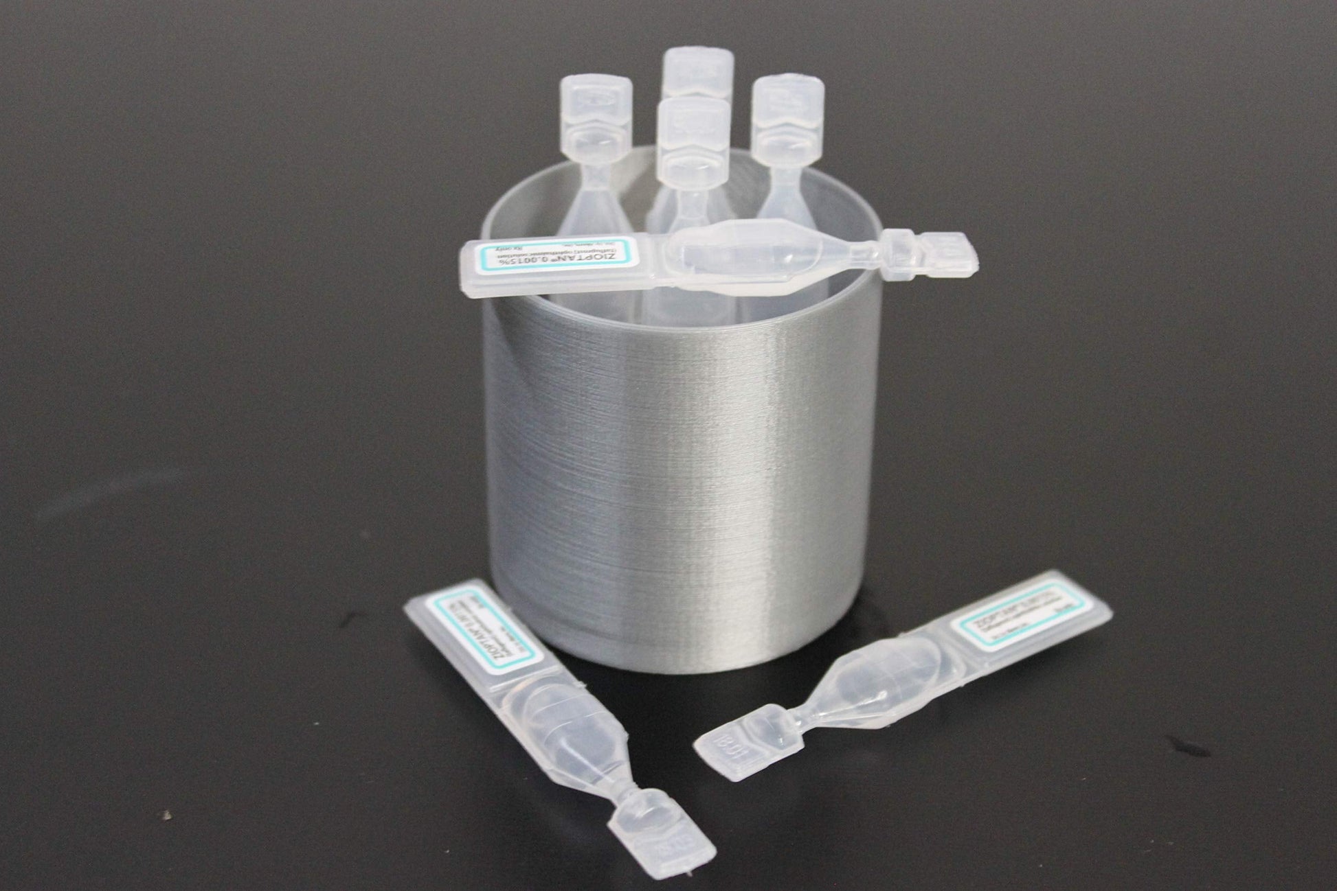 Znet3D silver daily medicine tracker container for sensitive eye drops