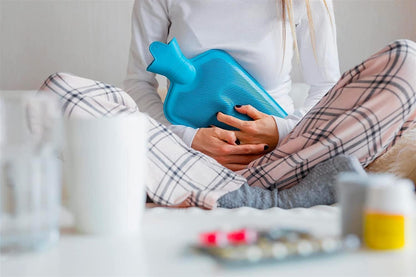 SteadMax heavy duty imported hot water bottle packaging and safety instructions view