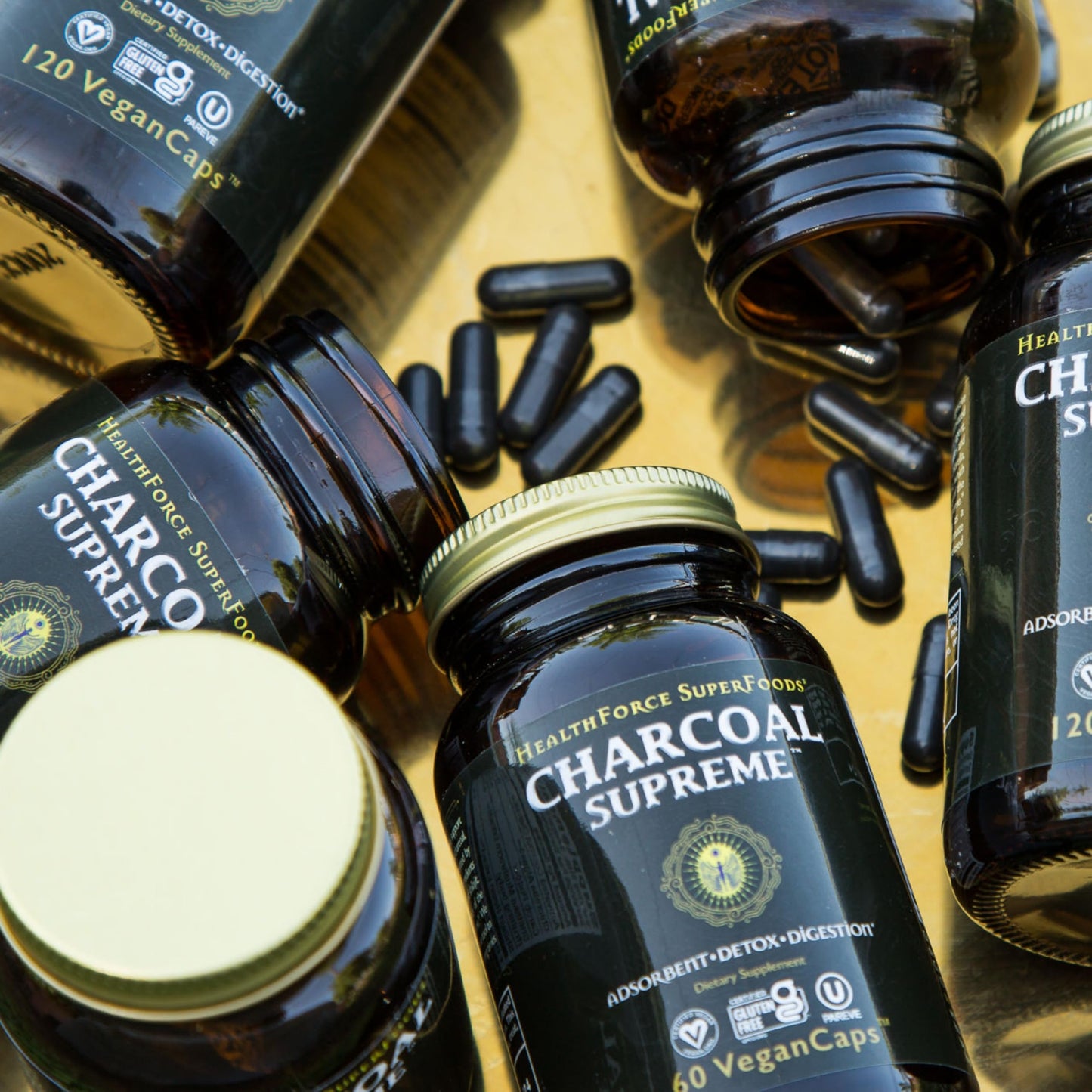 Healthforce Superfoods Charcoal Supreme non GMO gluten free detoxifying capsules bottle