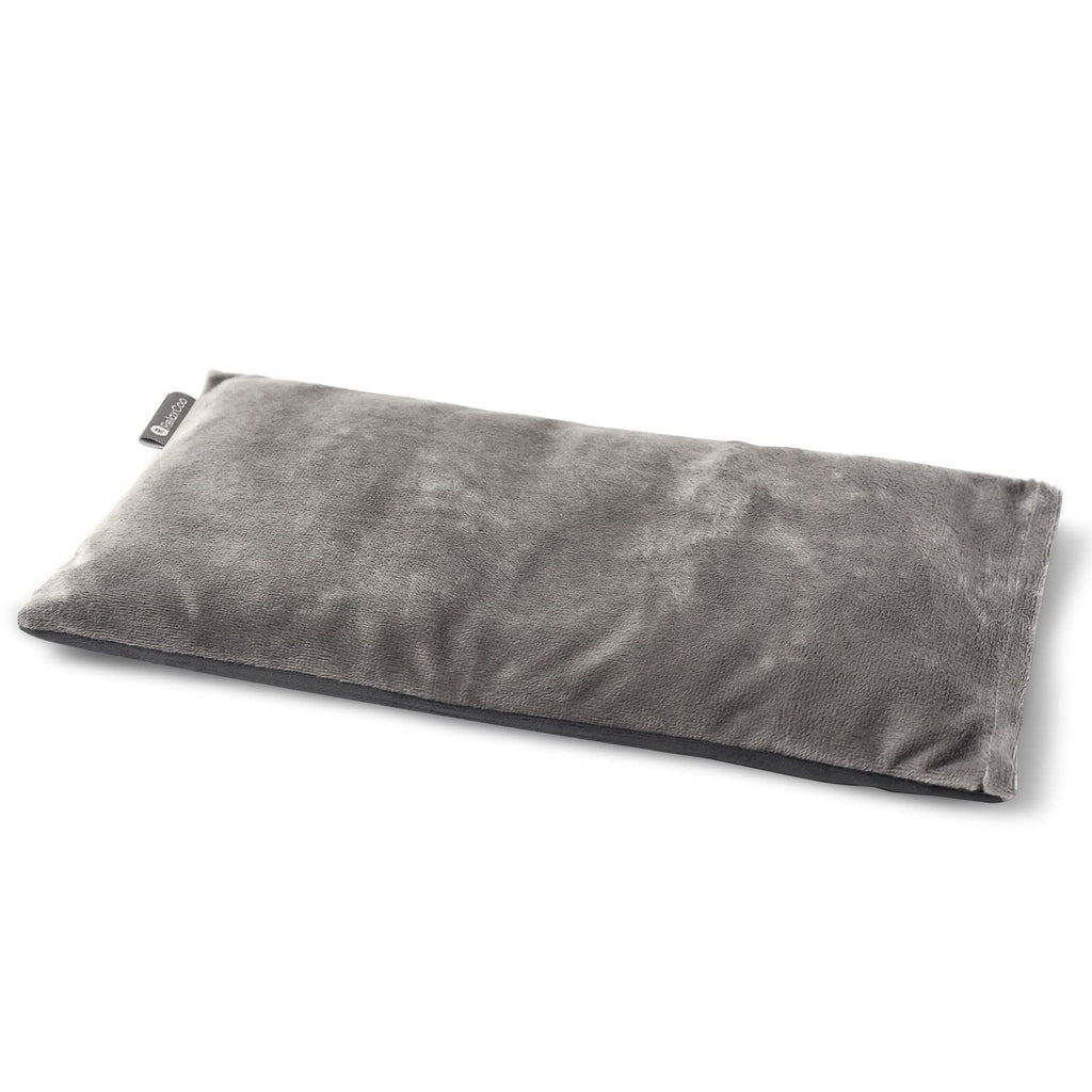 RelaxCoo heating pad being used on shoulder
