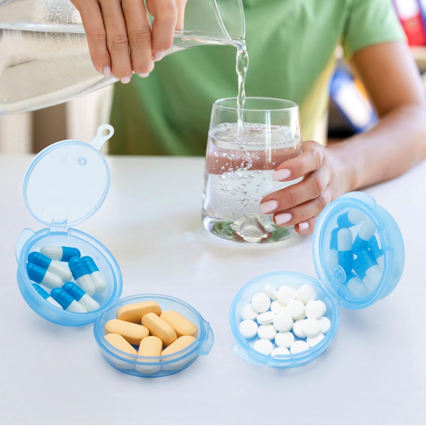 EIVENNKO travel pill container stored neatly inside a side pocket of a women's purse