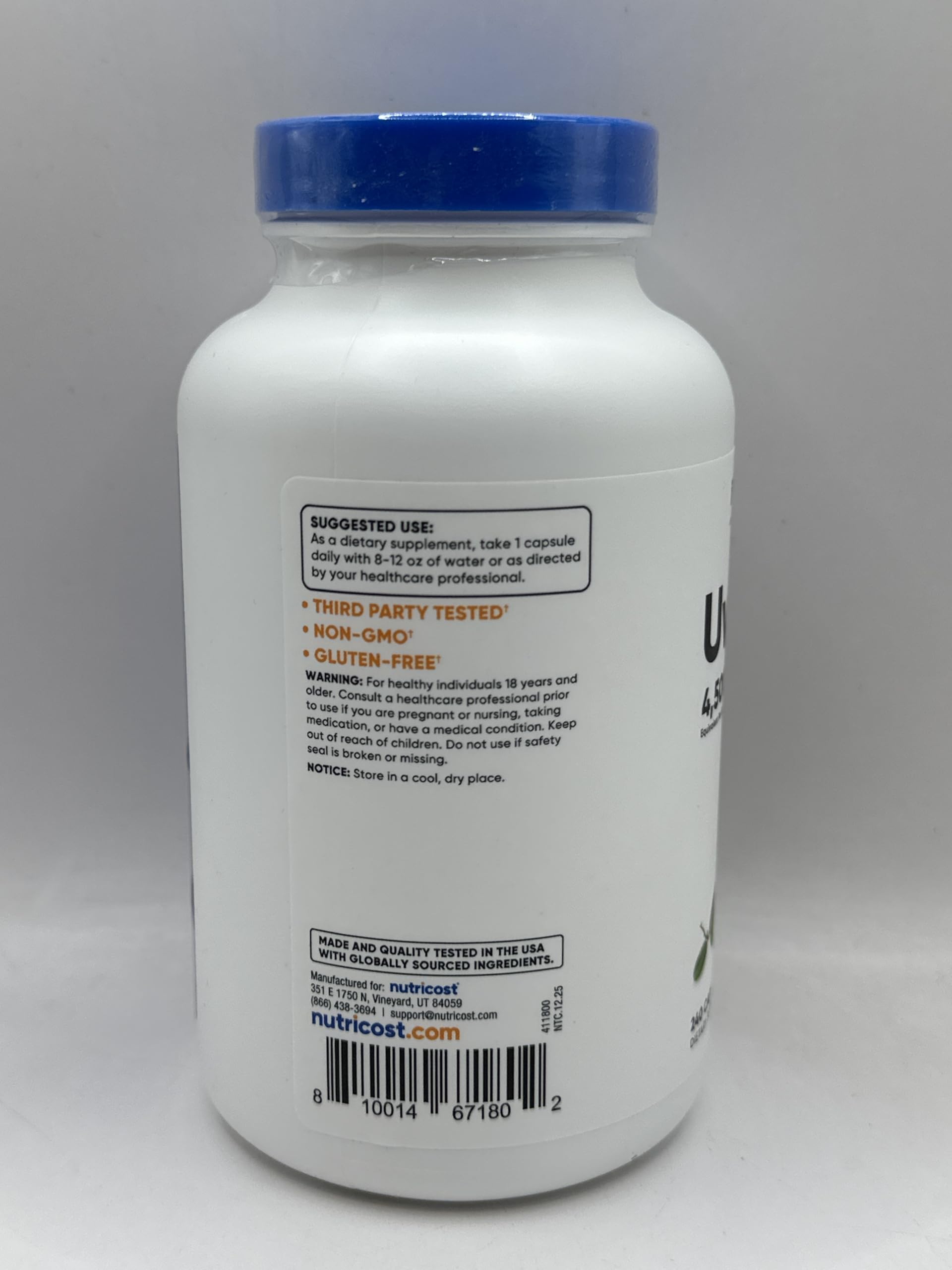 Close up view of the vegetarian capsules of Nutricost Uva Ursi herbal extract for bladder support
