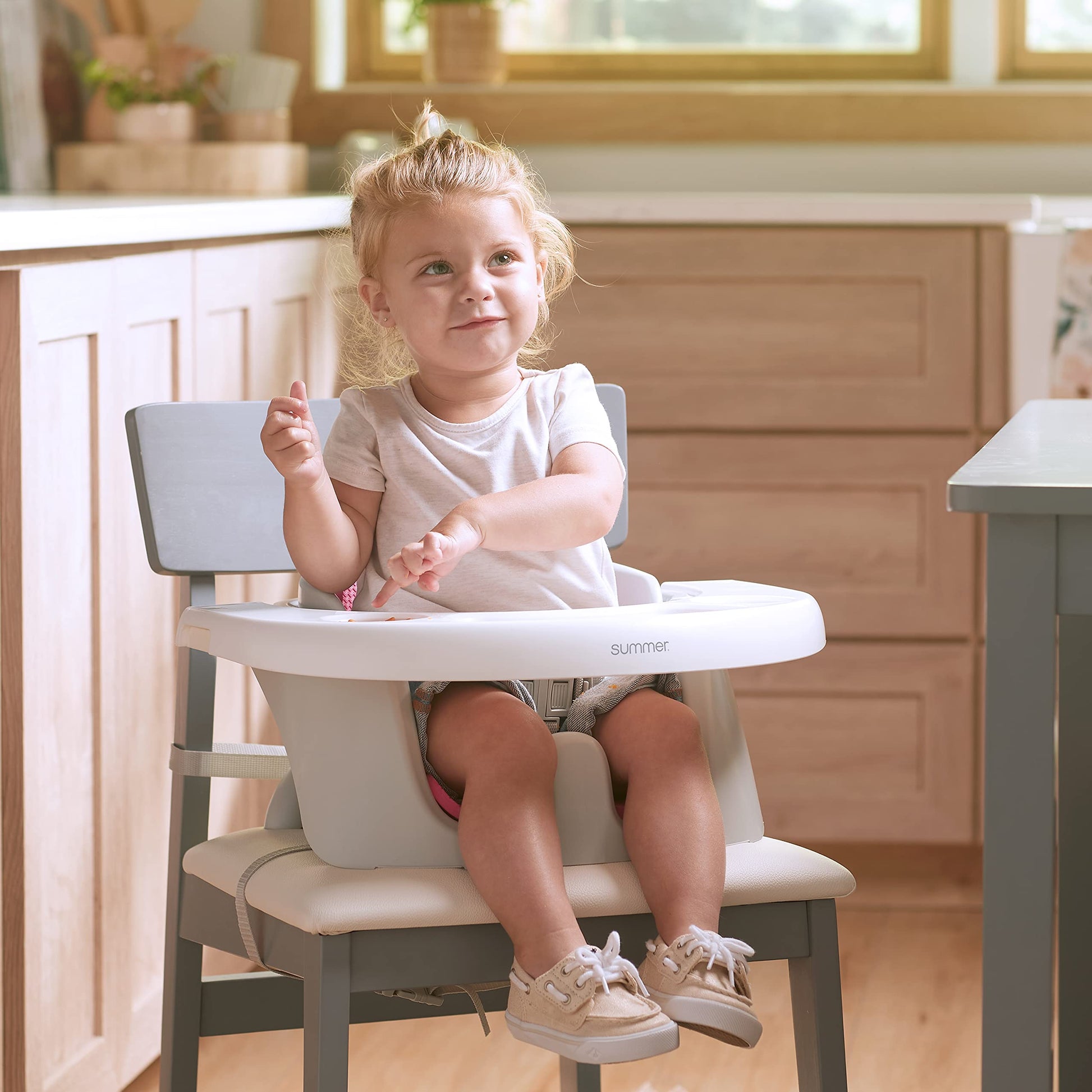 Side profile of Summer Infant 4-in-1 SuperSeat