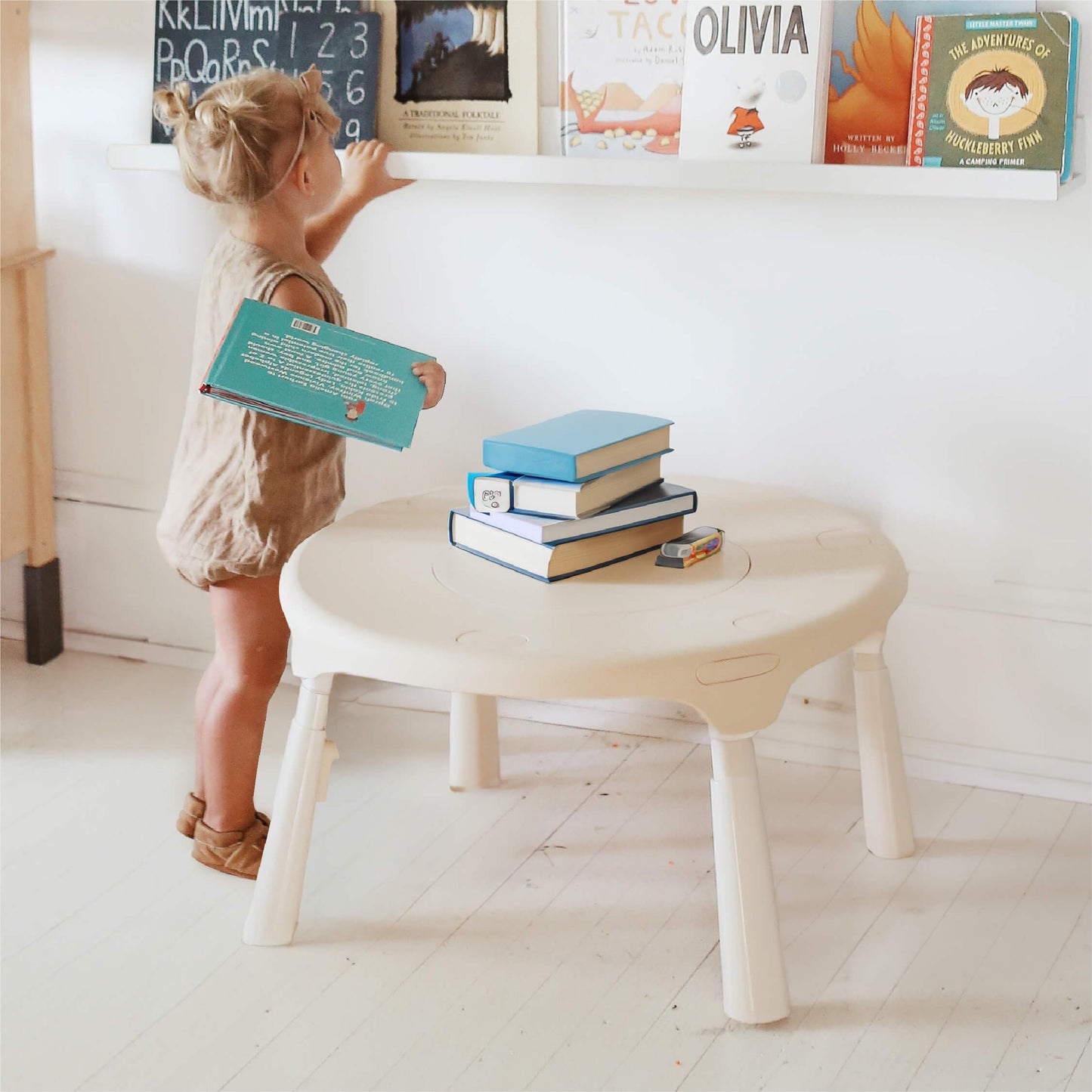 Oribel PortaPlay activity center with stage-based toys