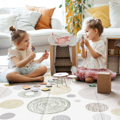 Folding the Piglog baby play mat into a compact size