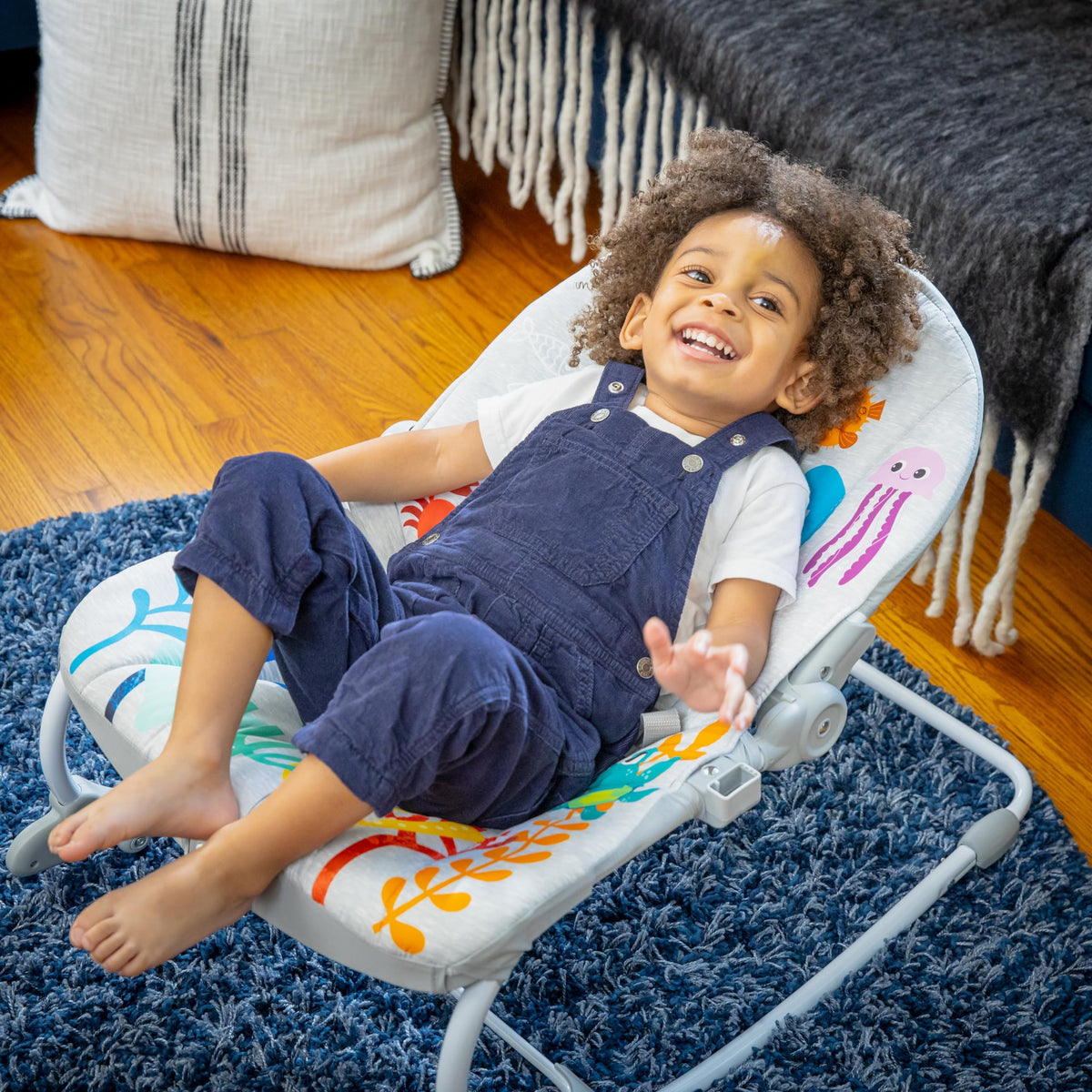 Baby Einstein Ocean Explorers rocker detachable toy bar close up
