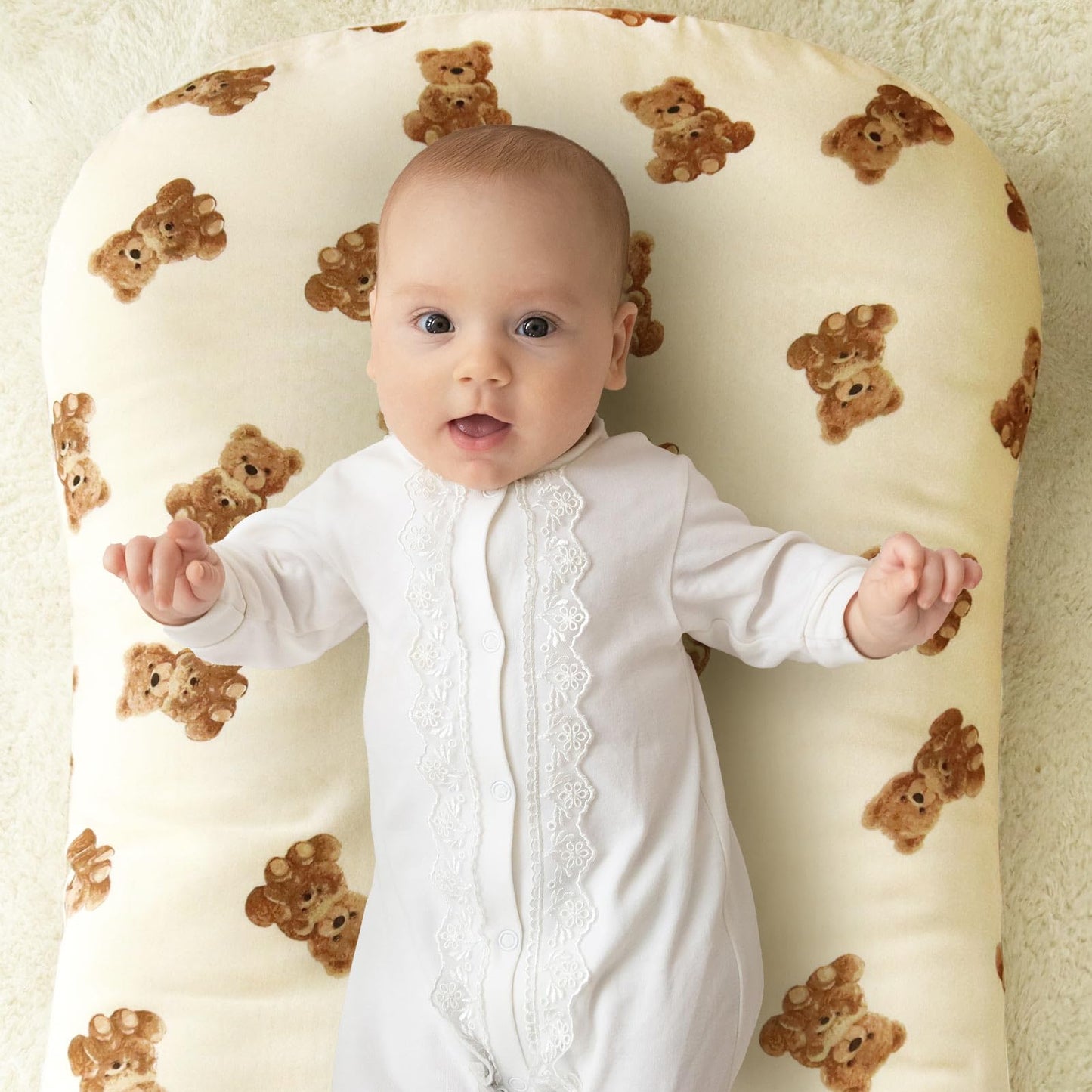 LifeTree newborn slipcover displayed on a baby lounger