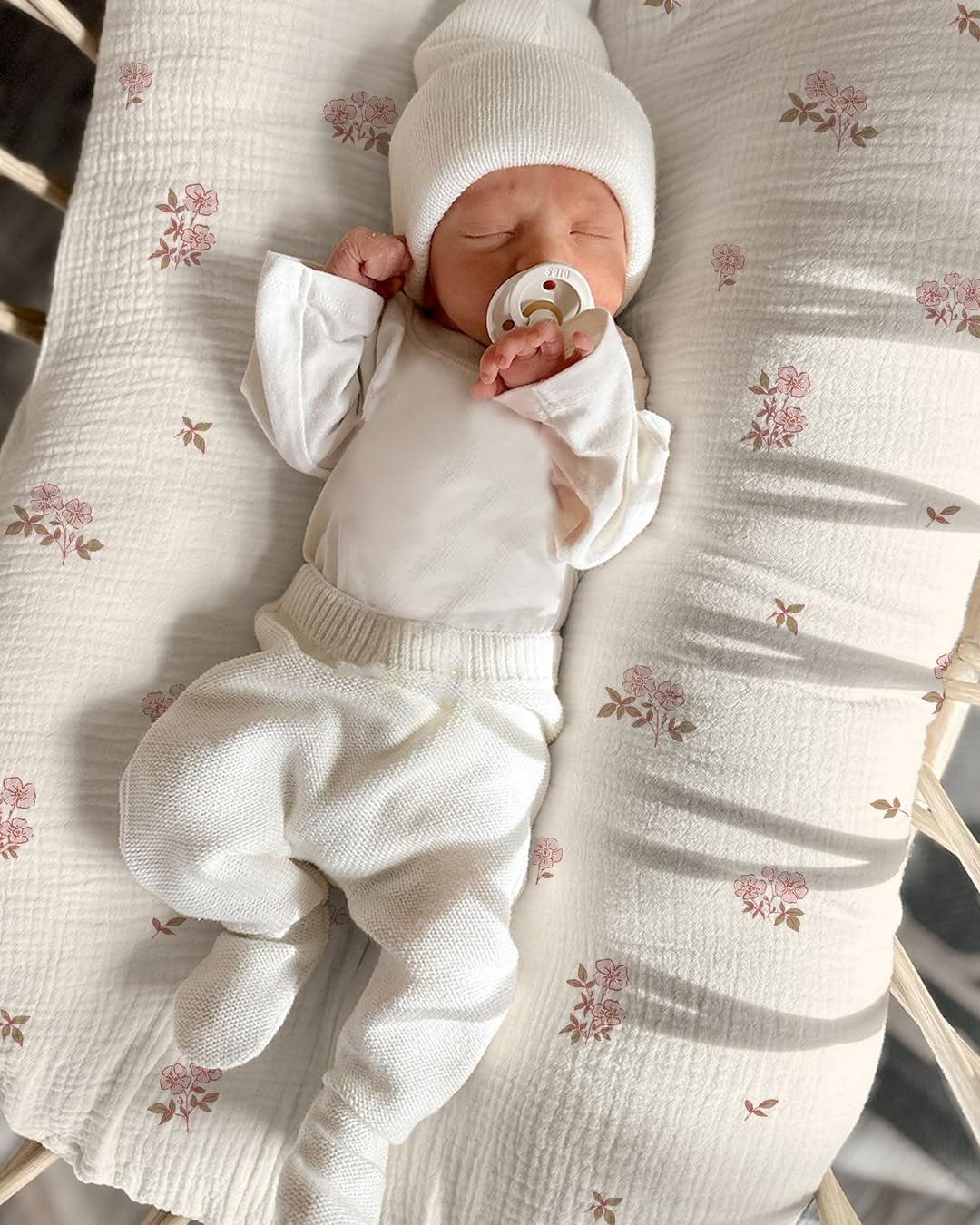 Wimist baby lounger slipcover floral design detail