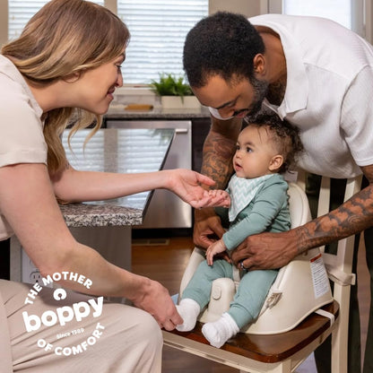Boppy Proper Posture Seat portable design with built-in handle