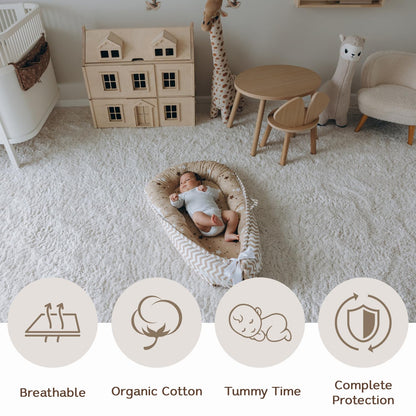 Aila+Aiden lounger showing double zipper cover design
