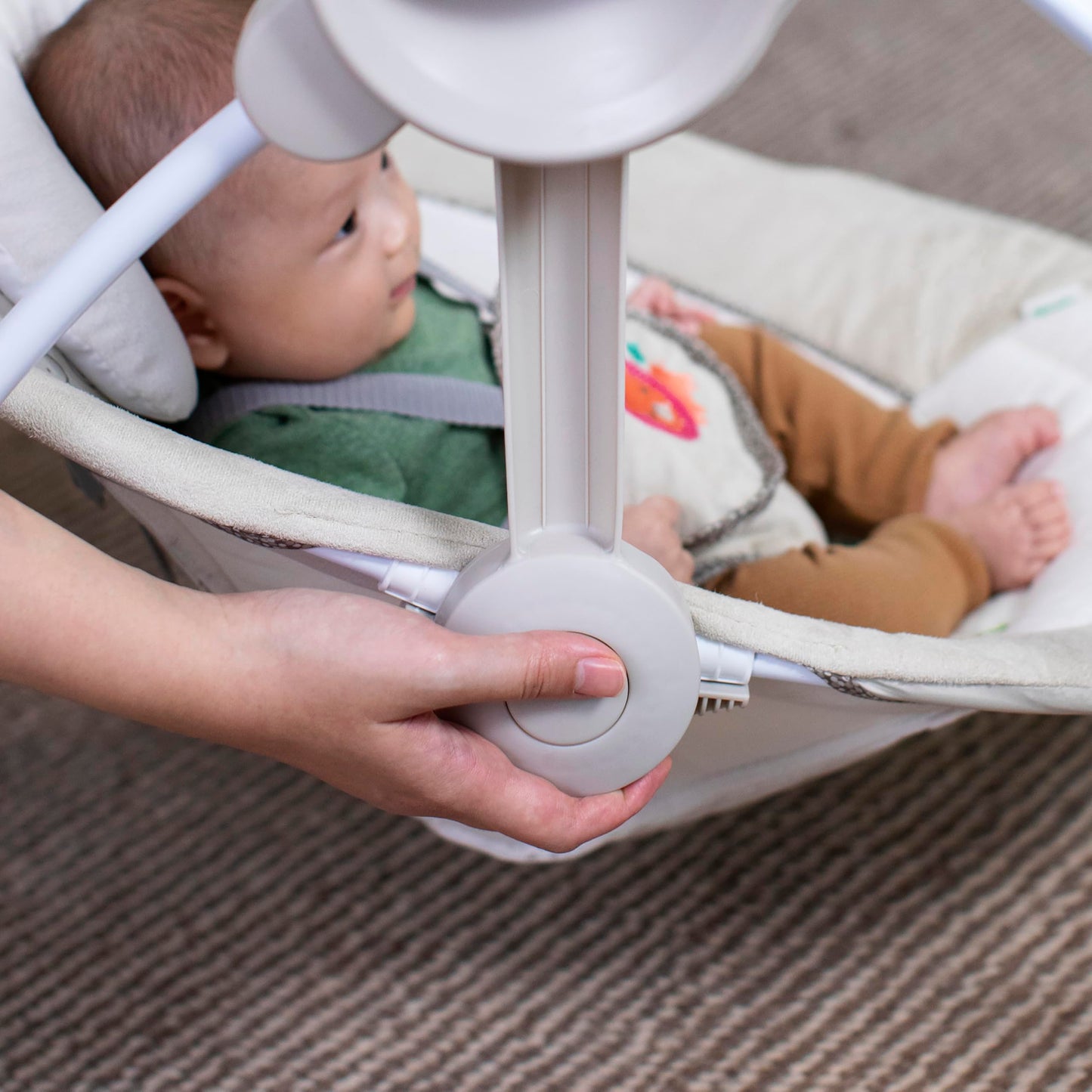 Ingenuity Soothe N Delight swing with removable plush toy bar