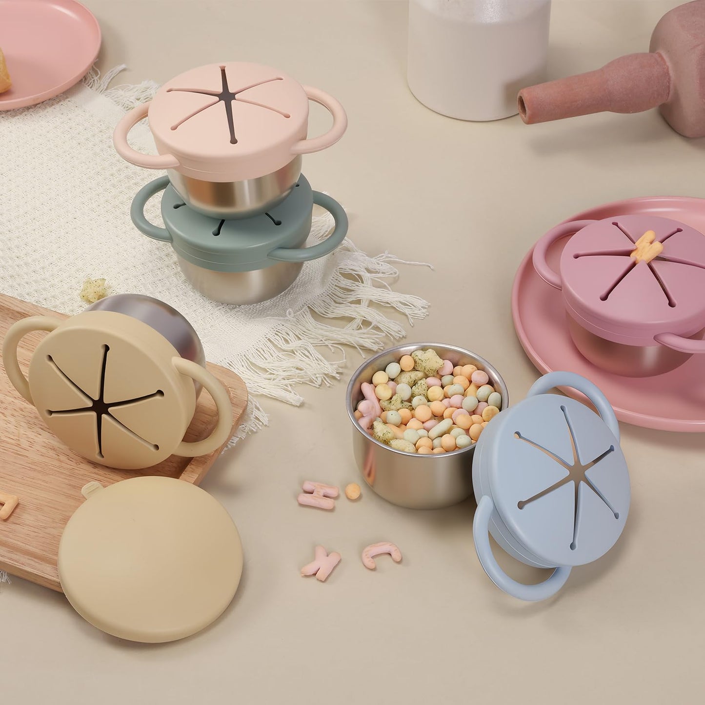 Solinfant snack cups set for self-feeding babies