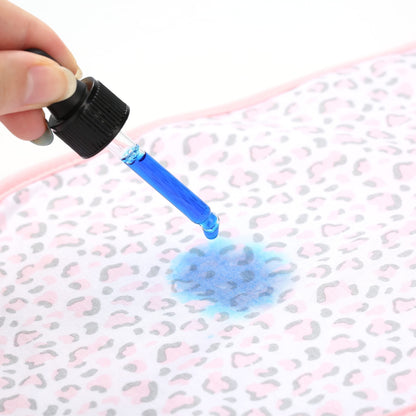 Close up of 100 percent cotton texture on Gelisite burp cloths