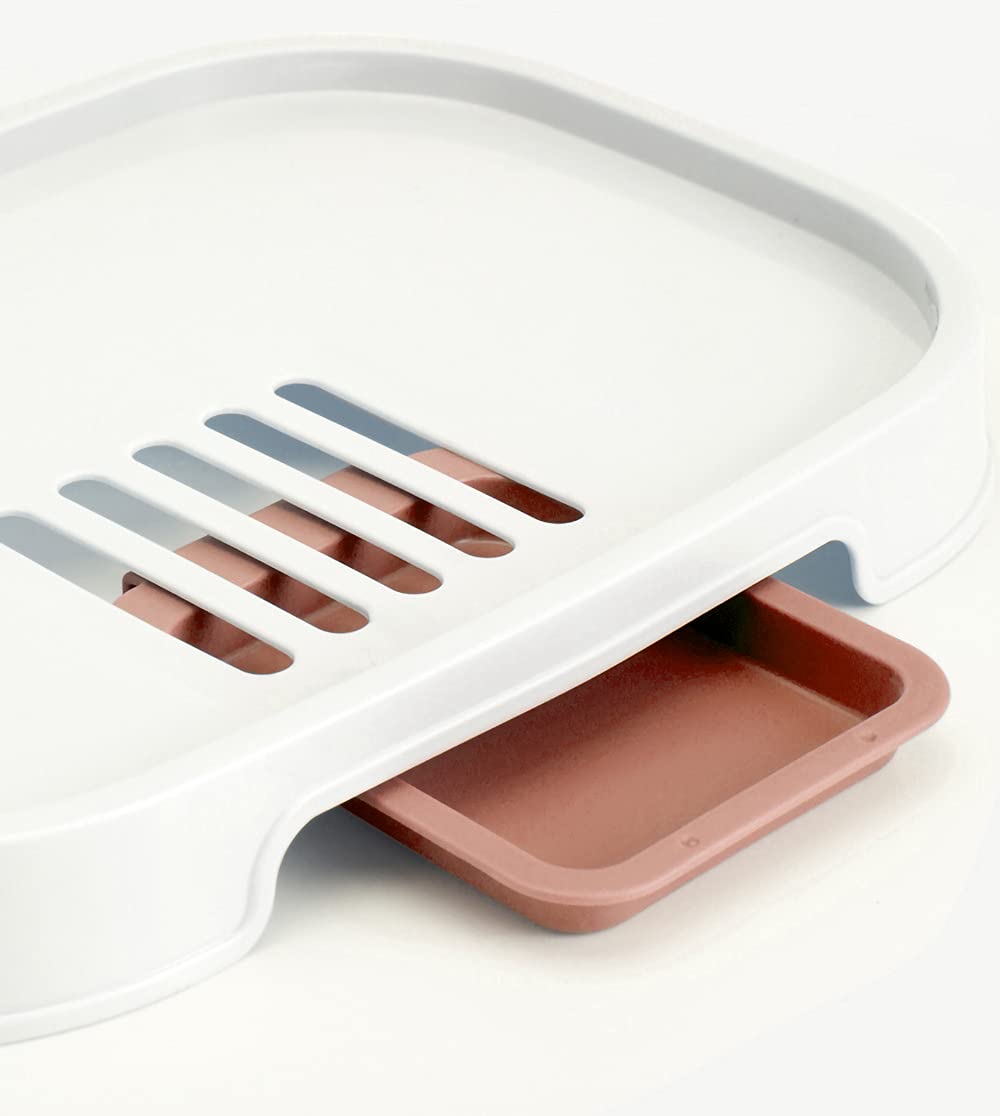 Close up of Zdolmy baby bottle drying rack drainage tray