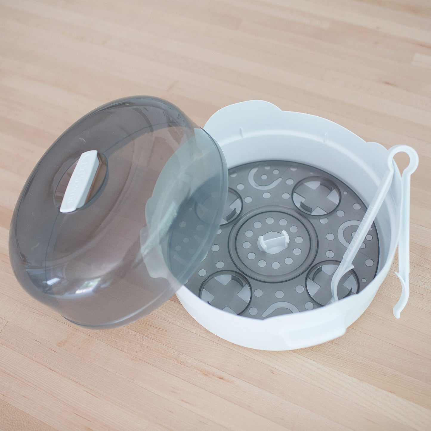 Dr. Brown's microwave sterilizer packaging and contents