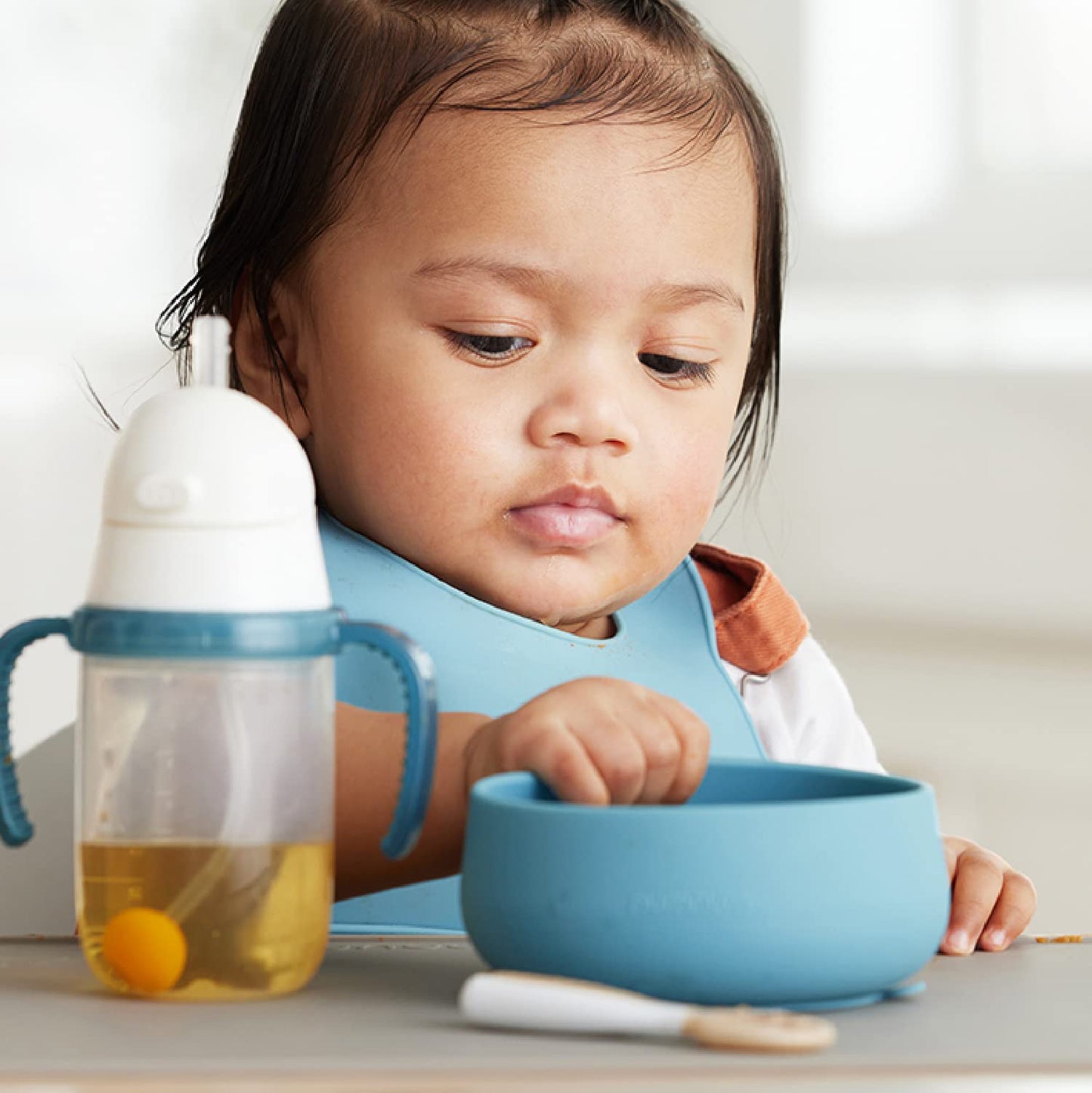 NumNum baby bowl suction base detail