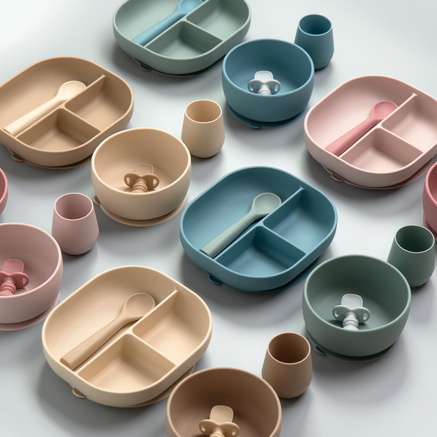 Dusty rose color Samigo silicone bowl set for infants