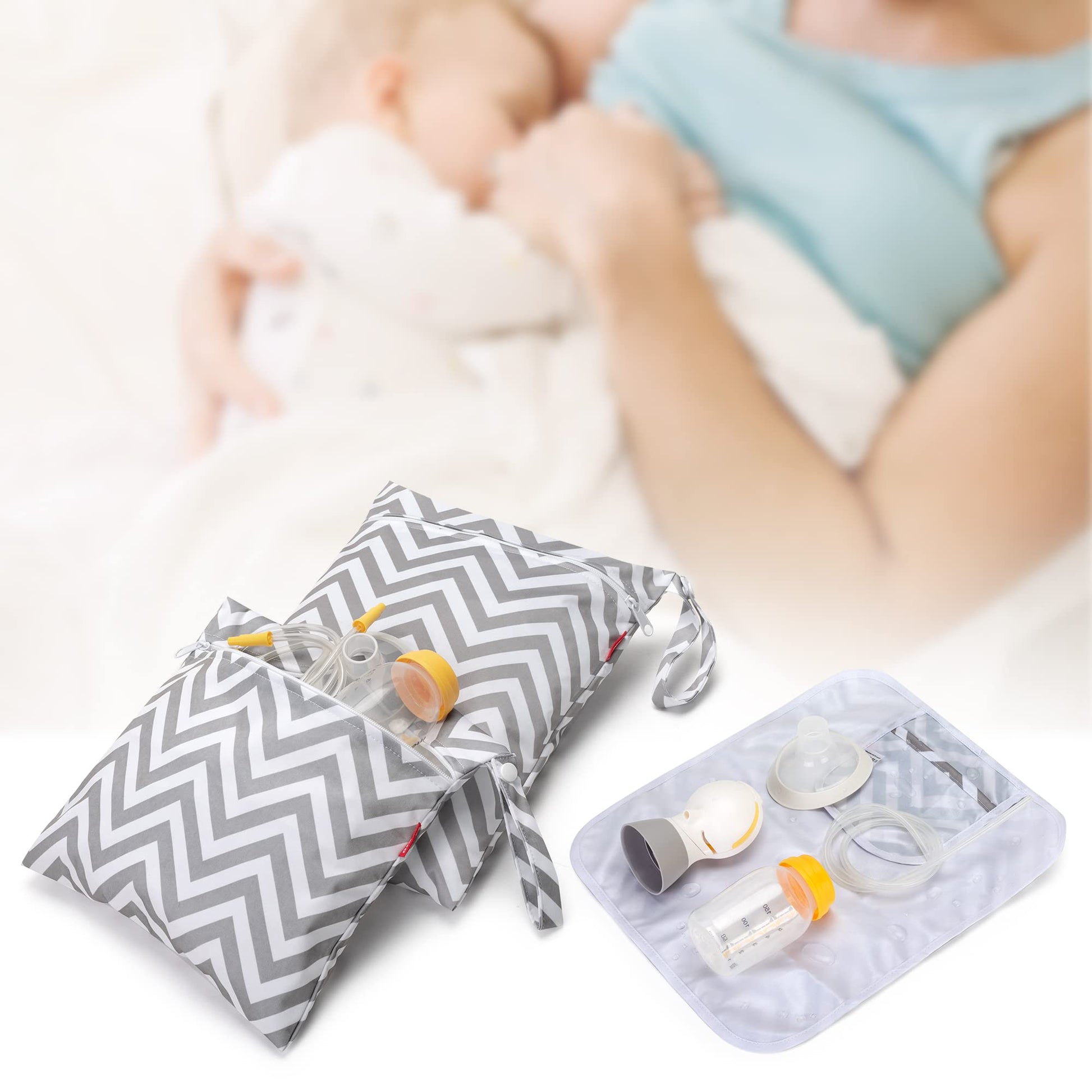 Premium leak proof lining interior view of the Damero multi purpose baby wet bag