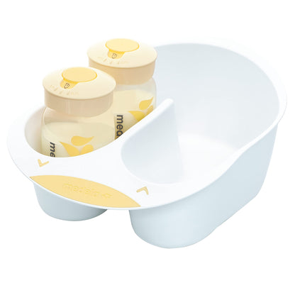 Medela storage bottles with labeling lids for breastfeeding