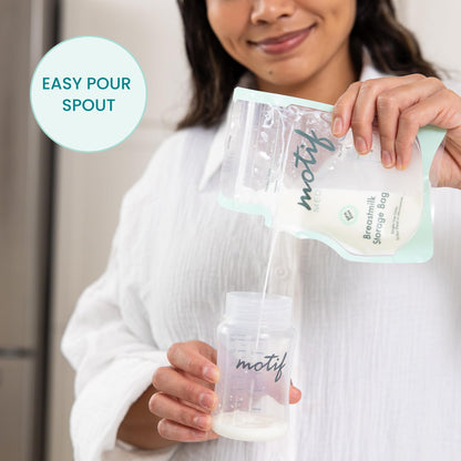 Self-standing feature of Motif Medical breastmilk storage bags in a fridge