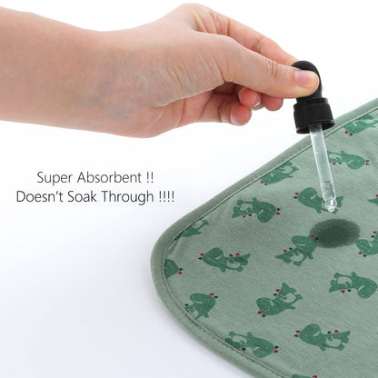Hakochia organic burp cloth size reference on shoulder